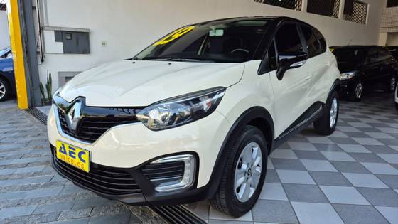 RENAULT CAPTUR 1.6 16V SCE FLEX LIFE X-TRONIC RENAULT CAPTUR 1.6 16V SCE FLEX LIFE X-TRONIC